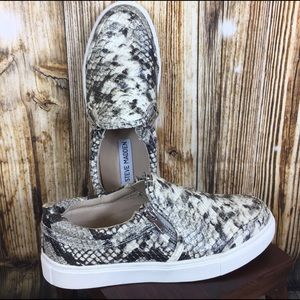Steve Madden Elias snakeskin slip on sneakers